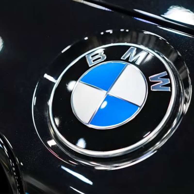 BMW-jev avtomobil na vodikove gorivne celice iX5 testirajo v Južni Koreji