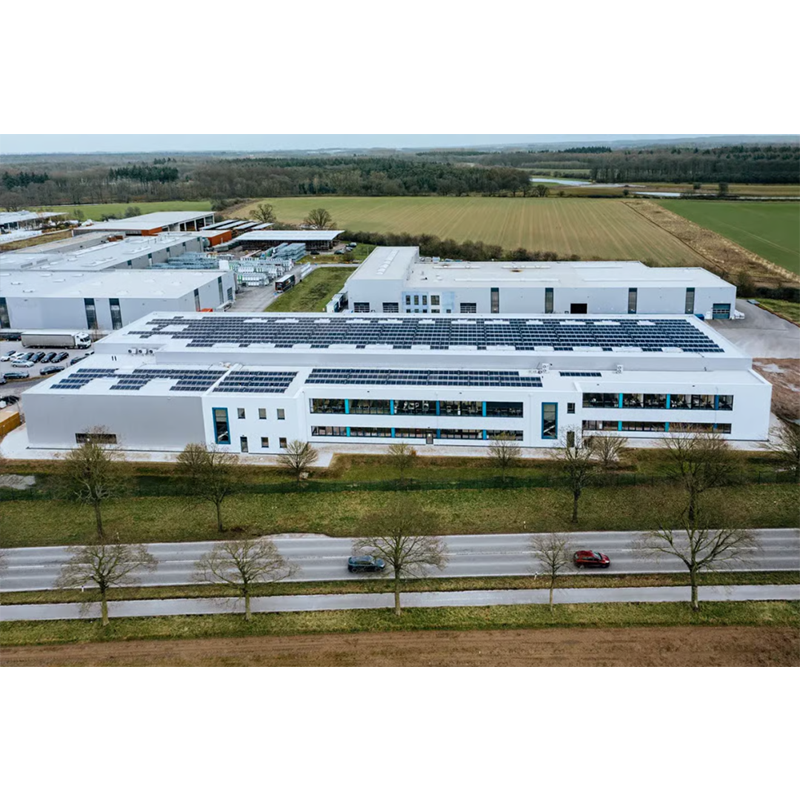 Hexagon Purus zaključi širitev lokacije za proizvodnjo steklenic v štirih oblikah v Nemčiji